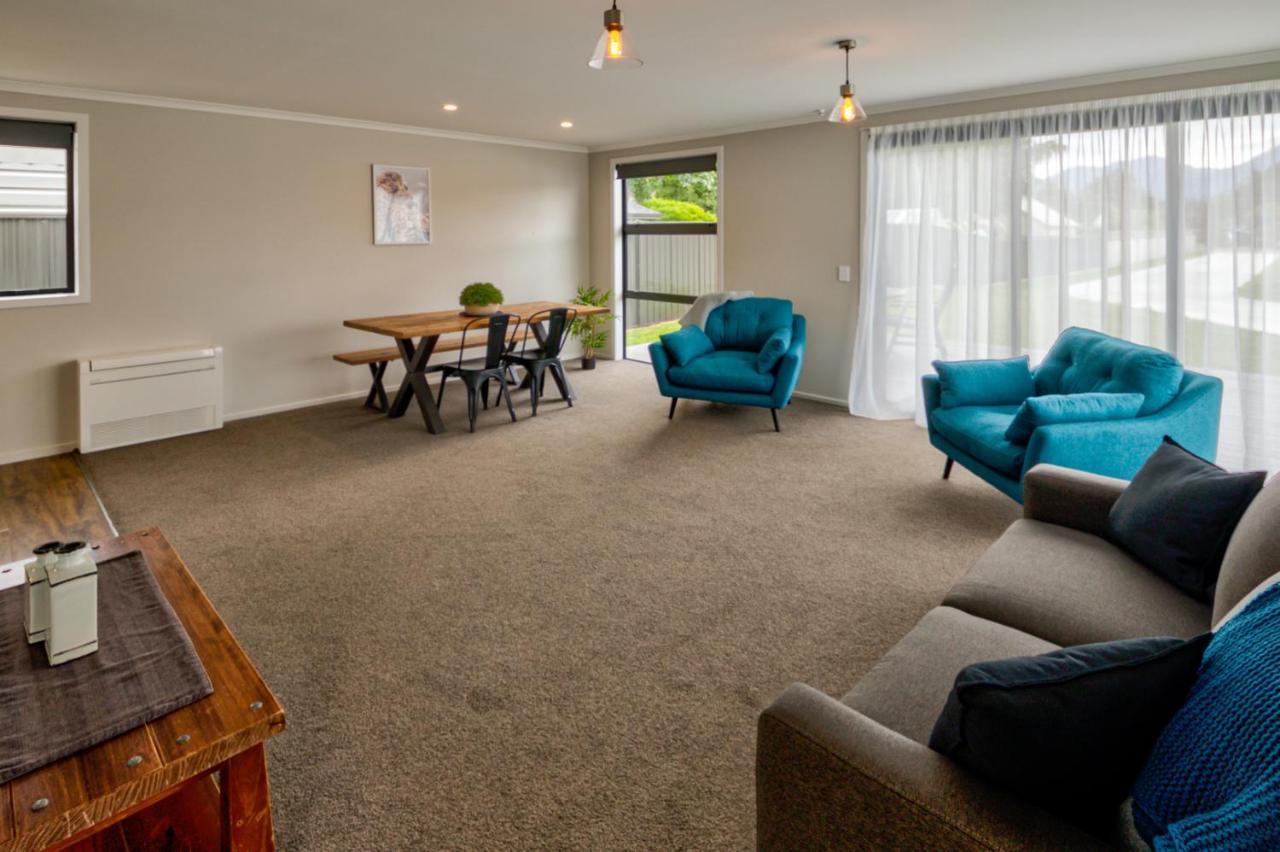 Motel Annies On Milford Te Anau Exterior foto