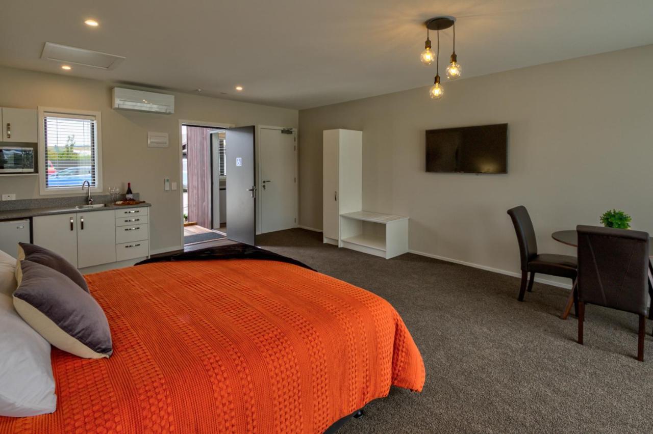 Motel Annies On Milford Te Anau Exterior foto