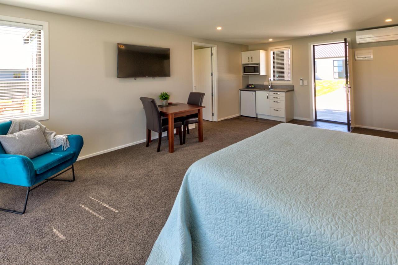 Motel Annies On Milford Te Anau Exterior foto
