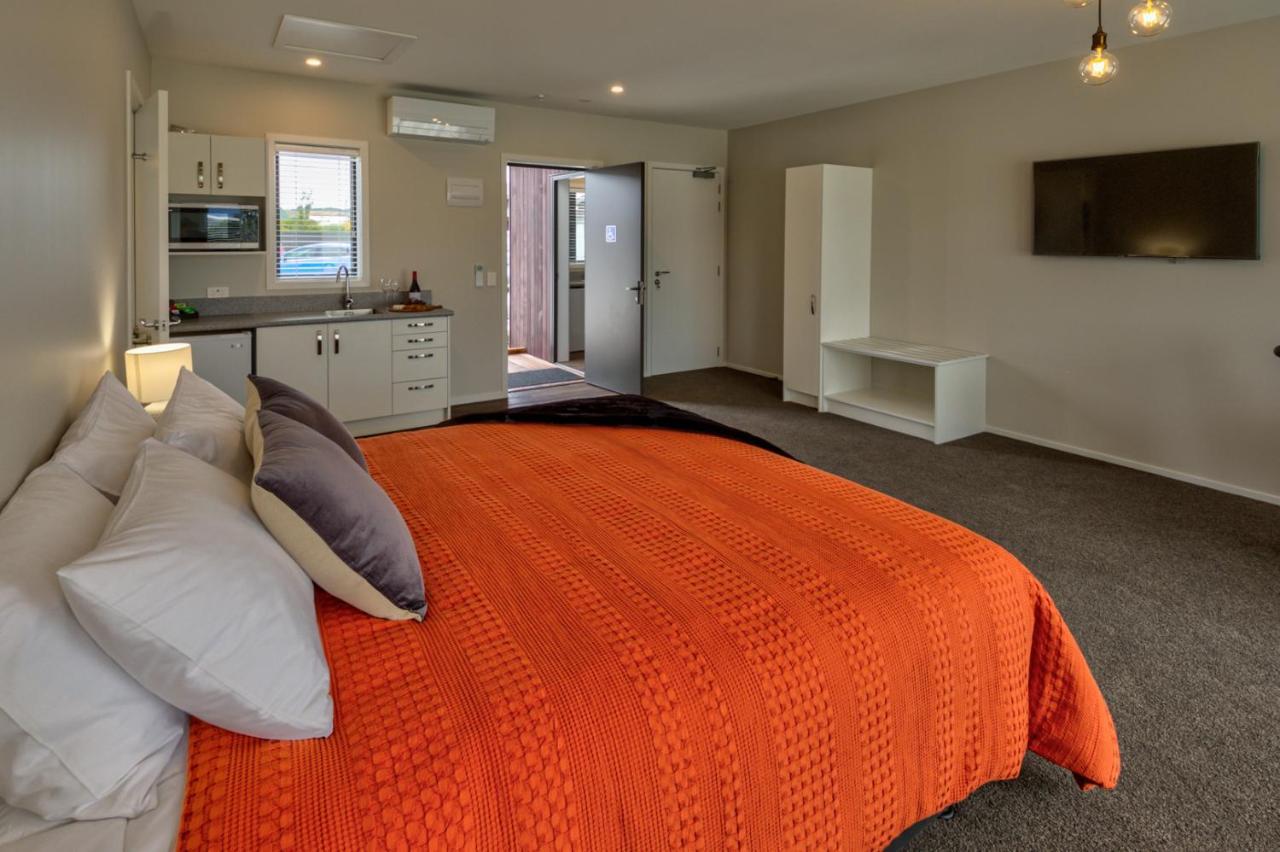 Motel Annies On Milford Te Anau Exterior foto
