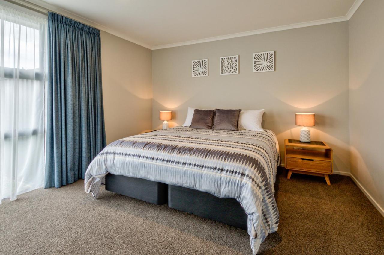 Motel Annies On Milford Te Anau Exterior foto